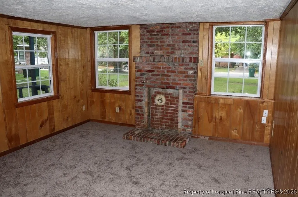 3 bed, 2.0 bath, 1130 sqft, $1,000 — Photo 4
