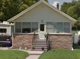 1526 S 55th St, Omaha, NE 68106