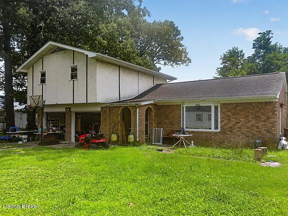 4th image of 1116 Lackey St