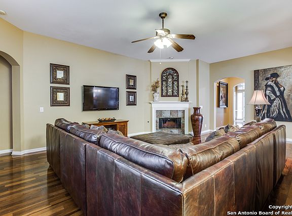 3rd image of 11206 Jadestone Blvd