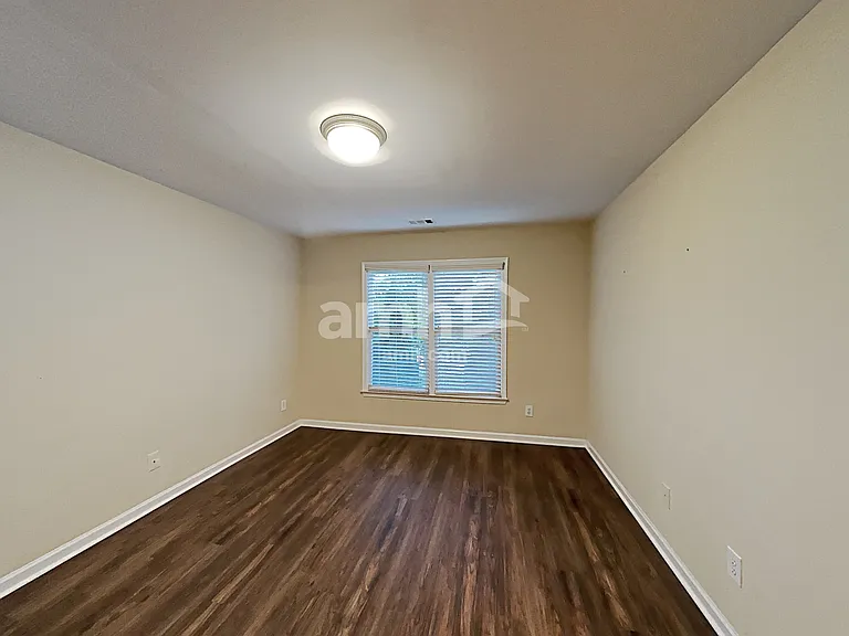 815 Hillcrest Ln — Photo 22