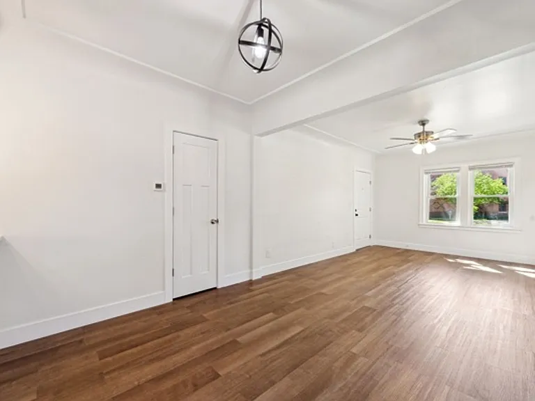 3322 Penn Ave N #2 — Photo 8