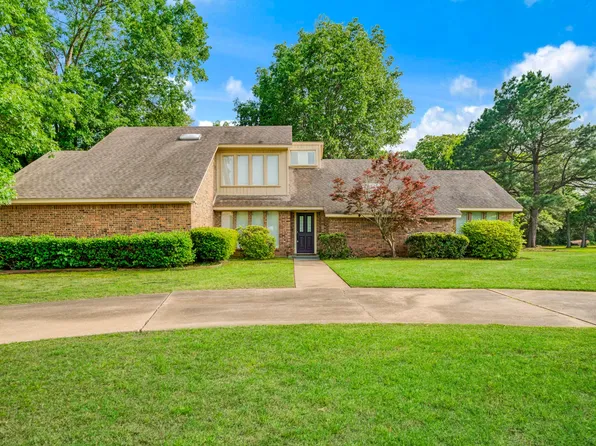 4110 Lakeshore Dr, Paris, TX 75462