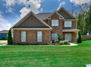 120 Amelia Dr, Harvest, AL 35749