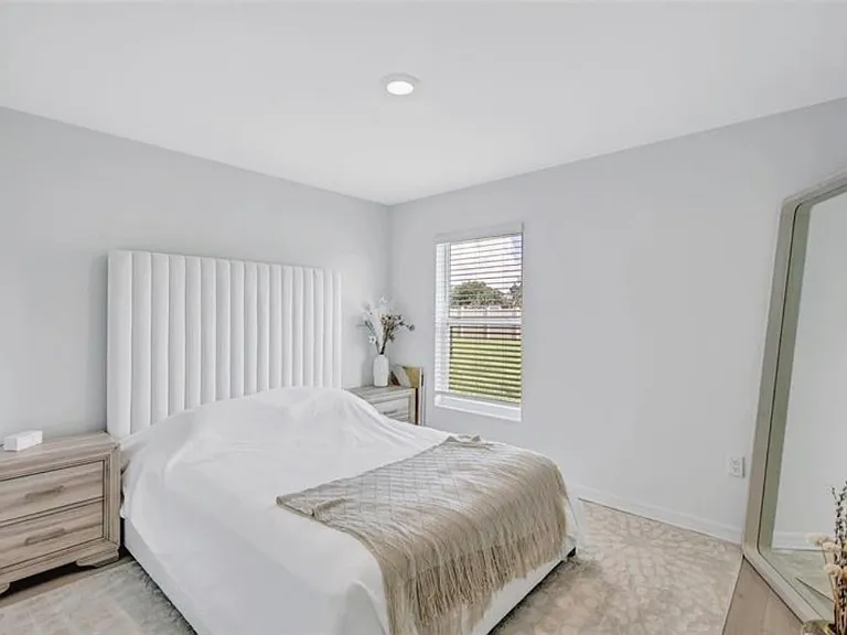 7601 Rosewood Garden Loop — Photo 5