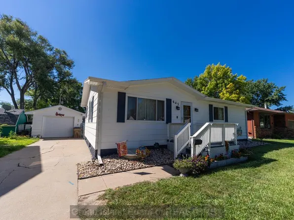 645 Macarthur Ave, Grand Island, NE 68801