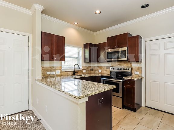 5th image of 4011 Anton Dr