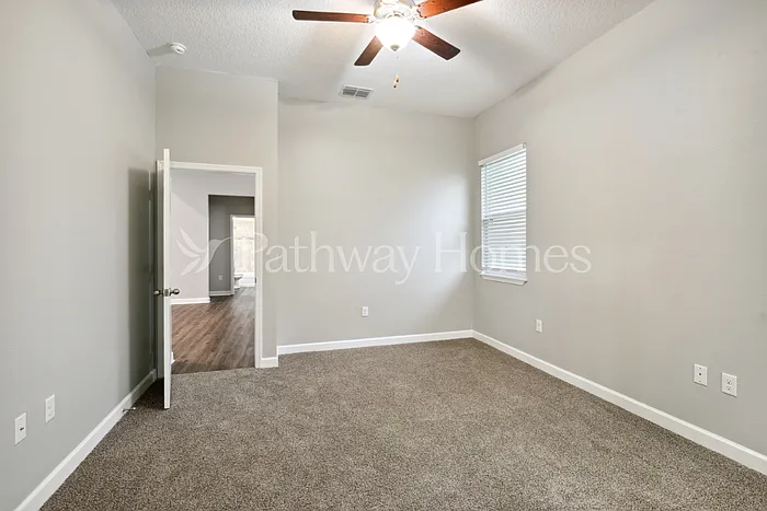 1951 Michigan Dr — Photo 13
