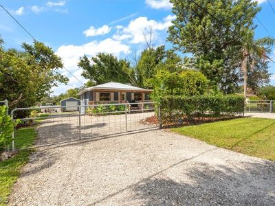 703 Queens Dr, North Fort Myers, FL, 33903