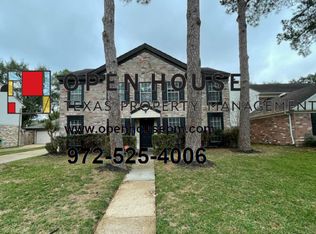 16327 Hickory Point Rd, Houston, TX 77095