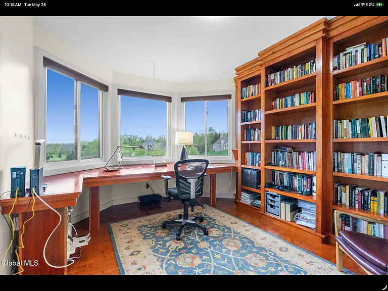 8 Fox Glove Ct — Photo 26