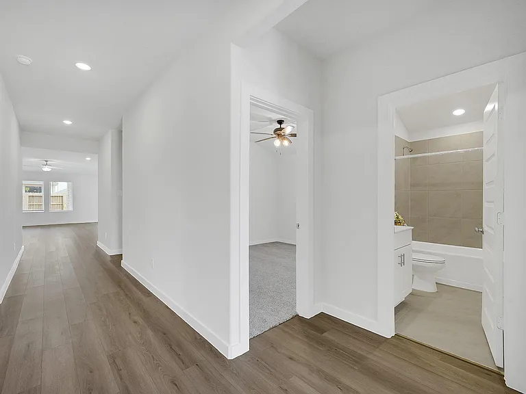 2634 Chivalry Ln — Photo 9