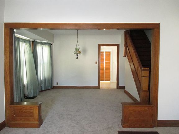 5th image of 405 W Miami Ave