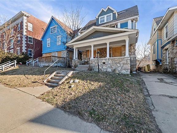 3rd image of 917 Benton Blvd