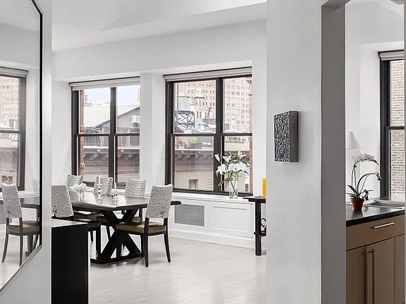 2nd image of 10 Jay St #6AB