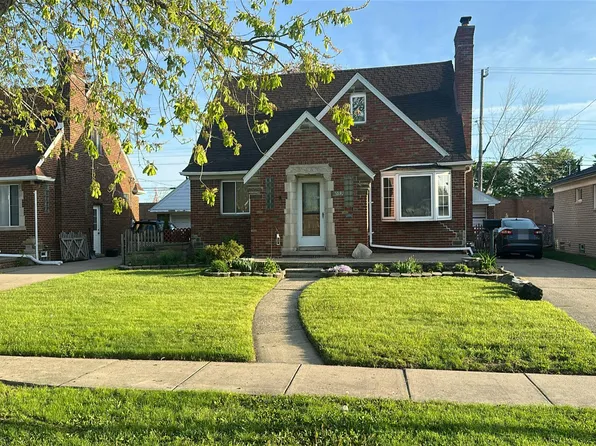 8069 Potomac Ave, Center Line, MI 48015