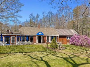 557 Coles Hill Rd, Wells, ME 04090