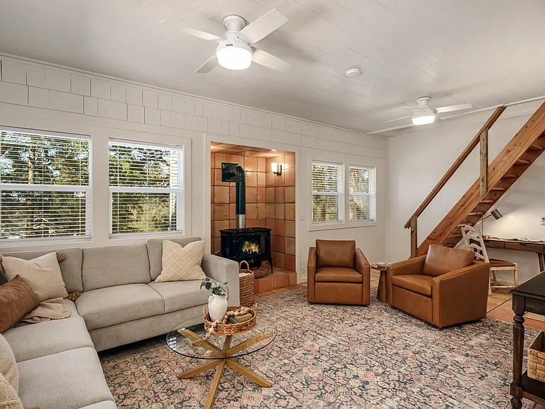 20213 Old Burn Rd — Photo 14
