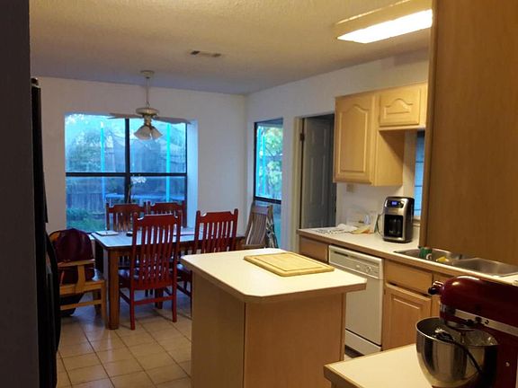 5th image of 3245 Portside Ln
