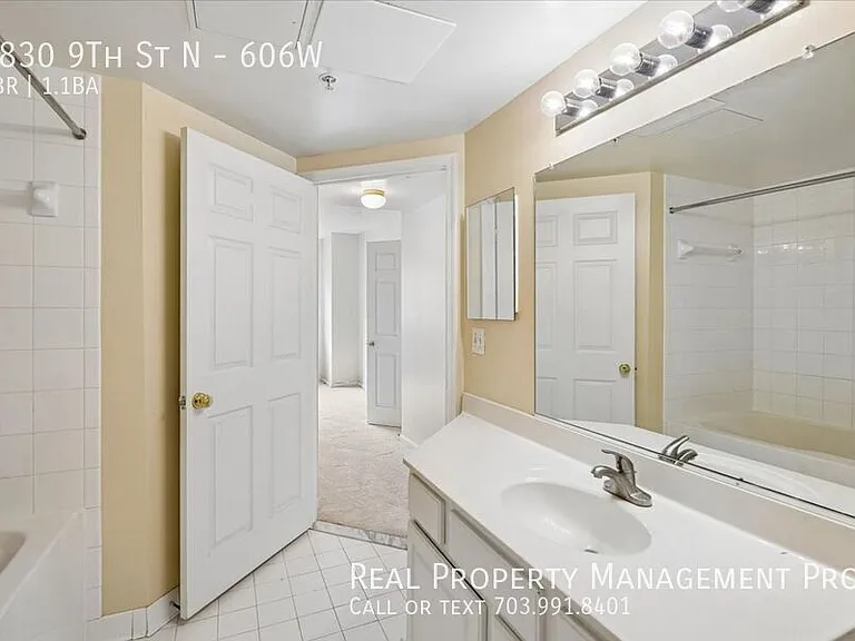 3830 9th St N #606W — Photo 22