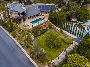 10402 Travertine Pl, Santa Ana, CA 92705