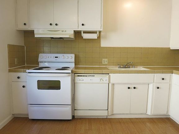 4th image of 15265 La Alameda Dr APT 5