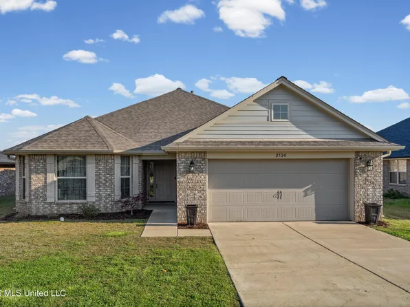 2520 Rutherford Dr, Southaven, MS 38672