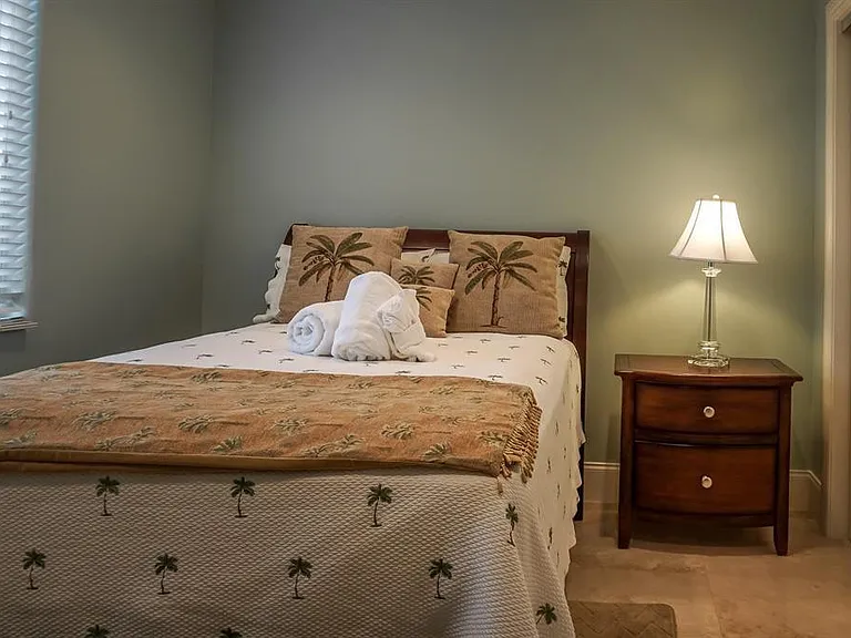 3035 Riomar St — Photo 15