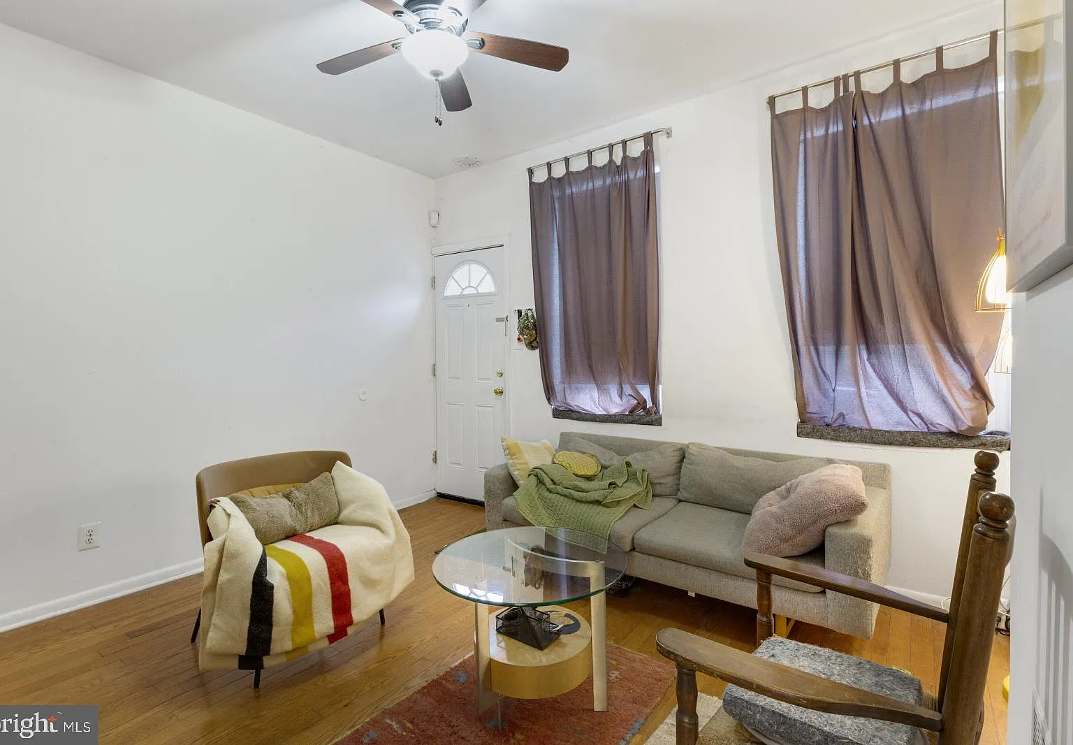 2 bed, 1.0 bath, 1000 sqft, $1,675 — Photo 3