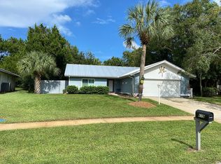 679 Nieves Ln, Saint Augustine, FL 32086