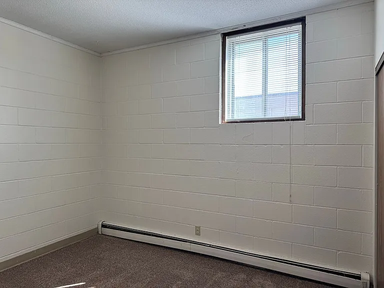 Crestwood Apartments — Photo 83