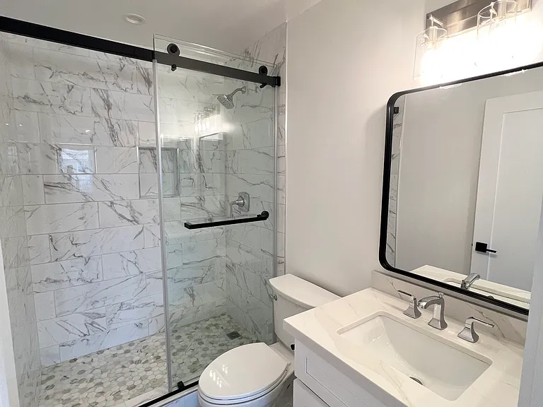 8731 La Salle St #3 — Photo 15