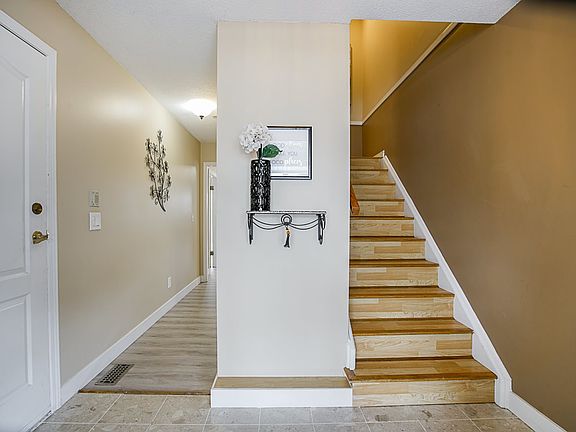 4th image of 7955 122nd St #73