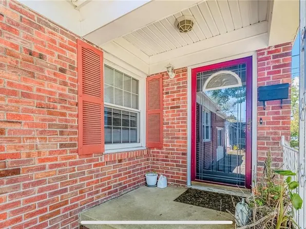 24 Saint Albans Dr, Hampton, VA 23669
