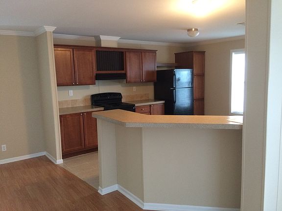 4th image of 1303 Four Seasons Blvd