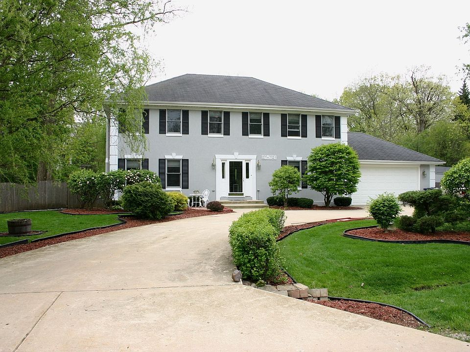 1st image of 27W721 Robin Ln