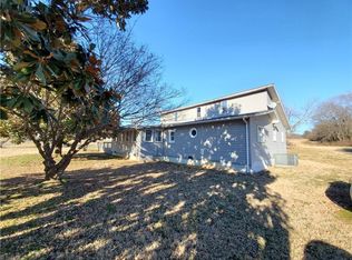 2408 Chappell Rd, Hamptonville, NC 27020