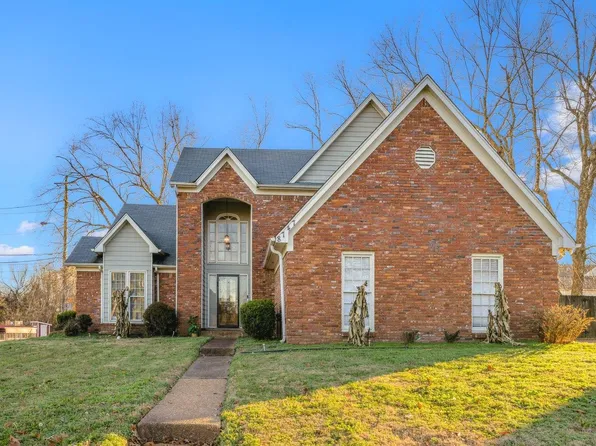 8747 Walnut Grove Rd, Cordova, TN 38018