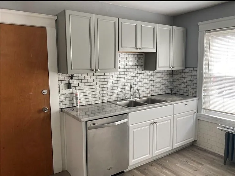 4 Belmont St #1-2-3 — Photo 7