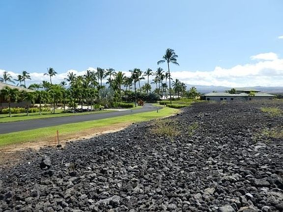 4th image of 68-118 E Pukaua Pl #31