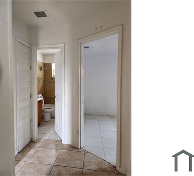 1630 NE 1st Ave, photo 9