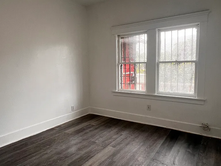 1907 W 48th St #1907 — Photo 21