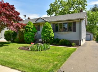 110 Skinner Rd, Berlin, CT 06037