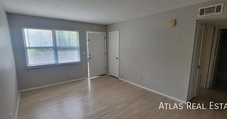 7103 Fulton Rd #5 — Photo 4