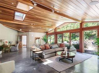 2 Chuckwagon Rd, Rolling Hills, CA 90274