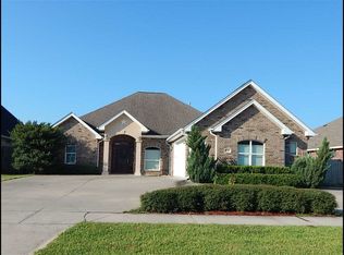 9301 Lisa Ln, Port Arthur, TX 77642