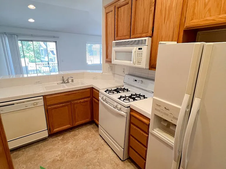 348 Ribbonwood Ave #0 — Photo 13