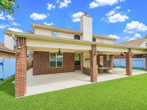 4th image of 21819 Hannover Village Dr