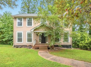 14 Plantation Dr, Newnan, GA 30263