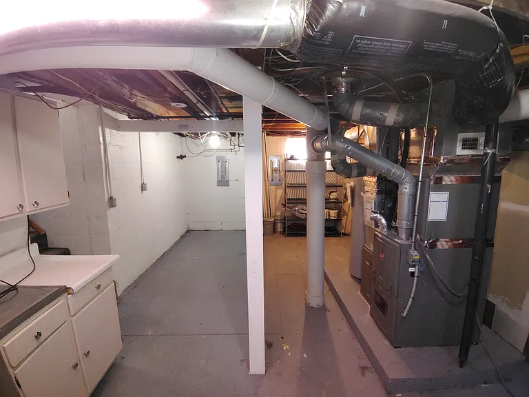 209 W Gardiner St — Photo 20